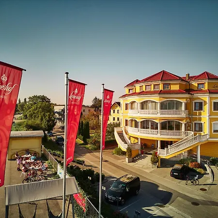 Donauhotel Lettnerhof